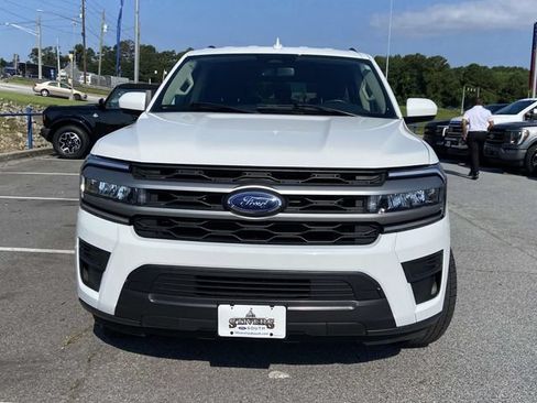 Certified 2024 Ford Expedition XLT AWD/4WD image 7