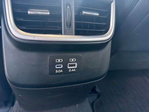 Used 2023 Subaru Outback Premium AWD/4WD image 22