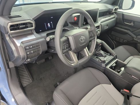 Used 2026 Toyota Tacoma TRD Off-Road AWD/4WD image 17