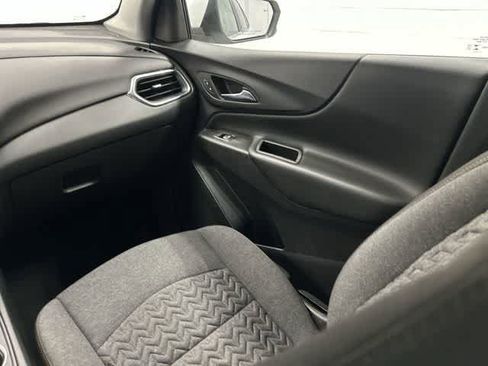 Used 2024 Chevrolet Equinox LT FWD image 13