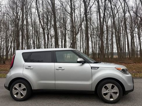 Used 2015 Kia Soul image 5