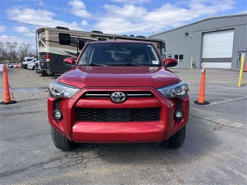 Used 2024 Toyota 4Runner SR5 image 8