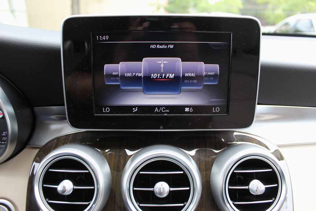 Used 2016 Mercedes-Benz GLC 300 4MATIC image 21