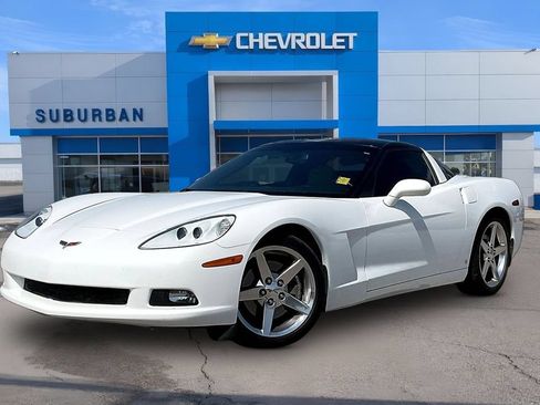 Used 2006 Chevrolet Corvette Coupe w/ Preferred Equipment Group RWD image 1