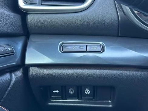 Used 2022 Nissan Maxima SR w/ Sport Mat Group image 51