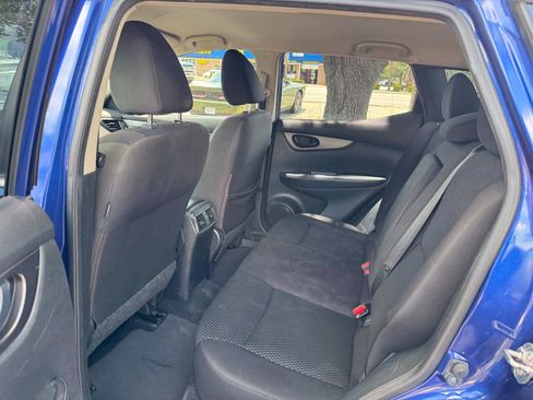 Used 2019 Nissan Rogue Sport S FWD image 12