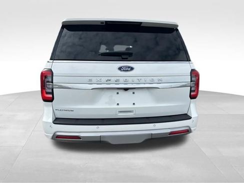 Used 2023 Ford Expedition Platinum image 5
