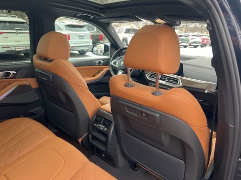 Used 2023 BMW X5 xDrive40i w/ M Sport Package image 17