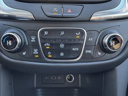 Certified 2024 Chevrolet Equinox LT image 13