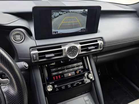 Used 2022 Lexus IS 350 F Sport image 11