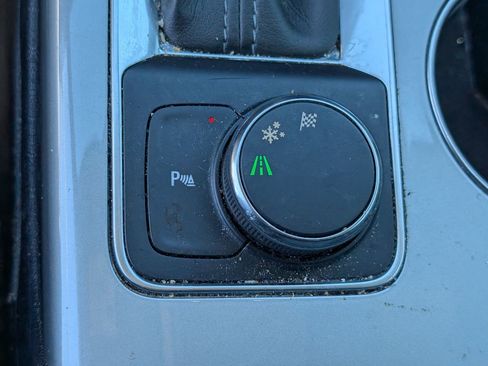 Used 2019 Chevrolet Blazer LT image 21