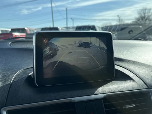 Used 2015 MAZDA MAZDA3 i Touring w/ Technology Package image 31