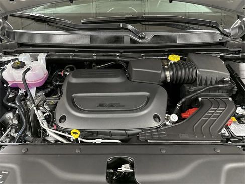 New 2026 Chrysler Pacifica Limited image 26