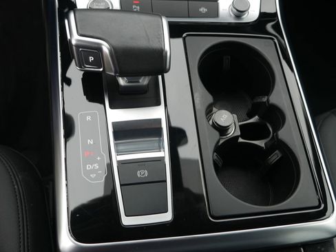 Certified 2022 Audi Q7 2.0T Premium w/ Convenience Package image 53