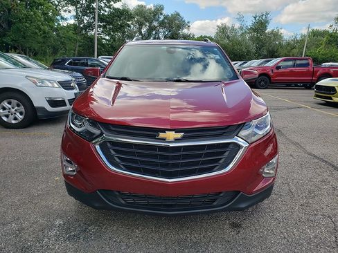 Used 2021 Chevrolet Equinox LT FWD image 2