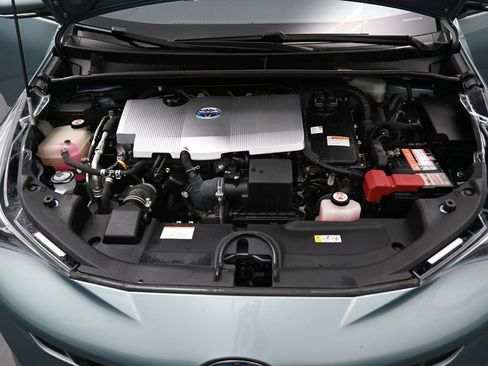 Used 2018 Toyota Prius Three image 35