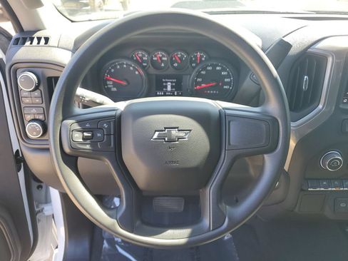 Used 2024 Chevrolet Silverado 1500 Custom Trail Boss w/ Turbomax Blackout Package AWD/4WD image 28