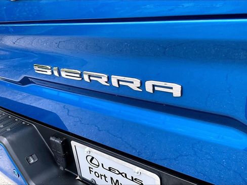 Used 2023 GMC Sierra 1500 AT4X AWD/4WD image 10