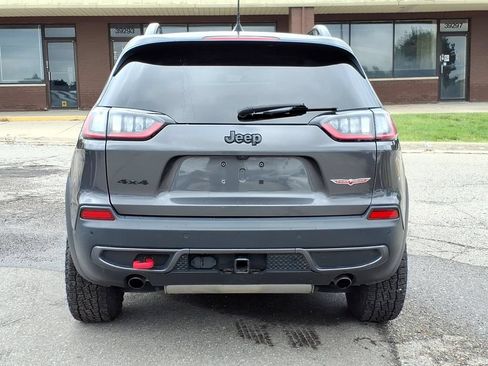 Used 2023 Jeep Cherokee Trailhawk w/ Trailer Tow Group AWD/4WD image 4