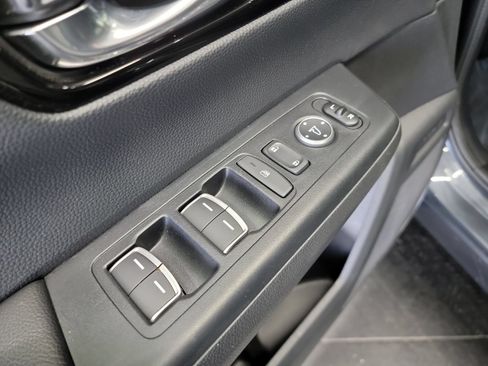 Used 2025 Honda CR-V EX-L image 14