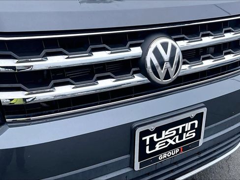 Used 2018 Volkswagen Atlas SE image 28
