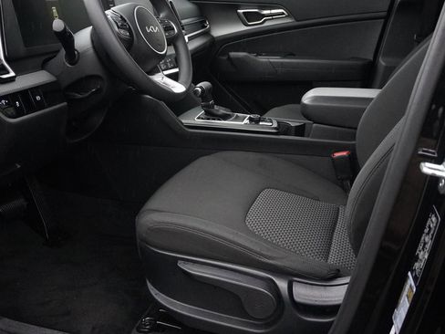 Used 2023 Kia Sportage LX image 26