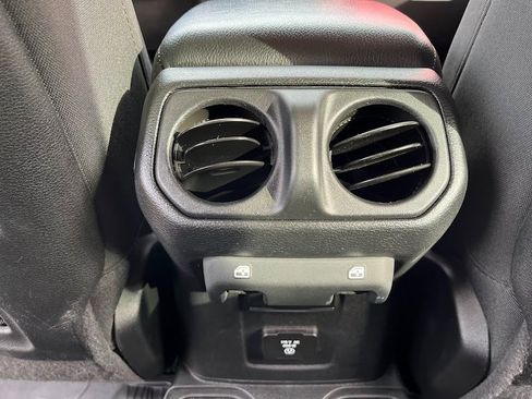 Used 2021 Jeep Gladiator Rubicon image 43