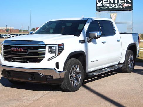 Used 2025 GMC Sierra 1500 SLT w/ SLT Premium Package AWD/4WD image 4