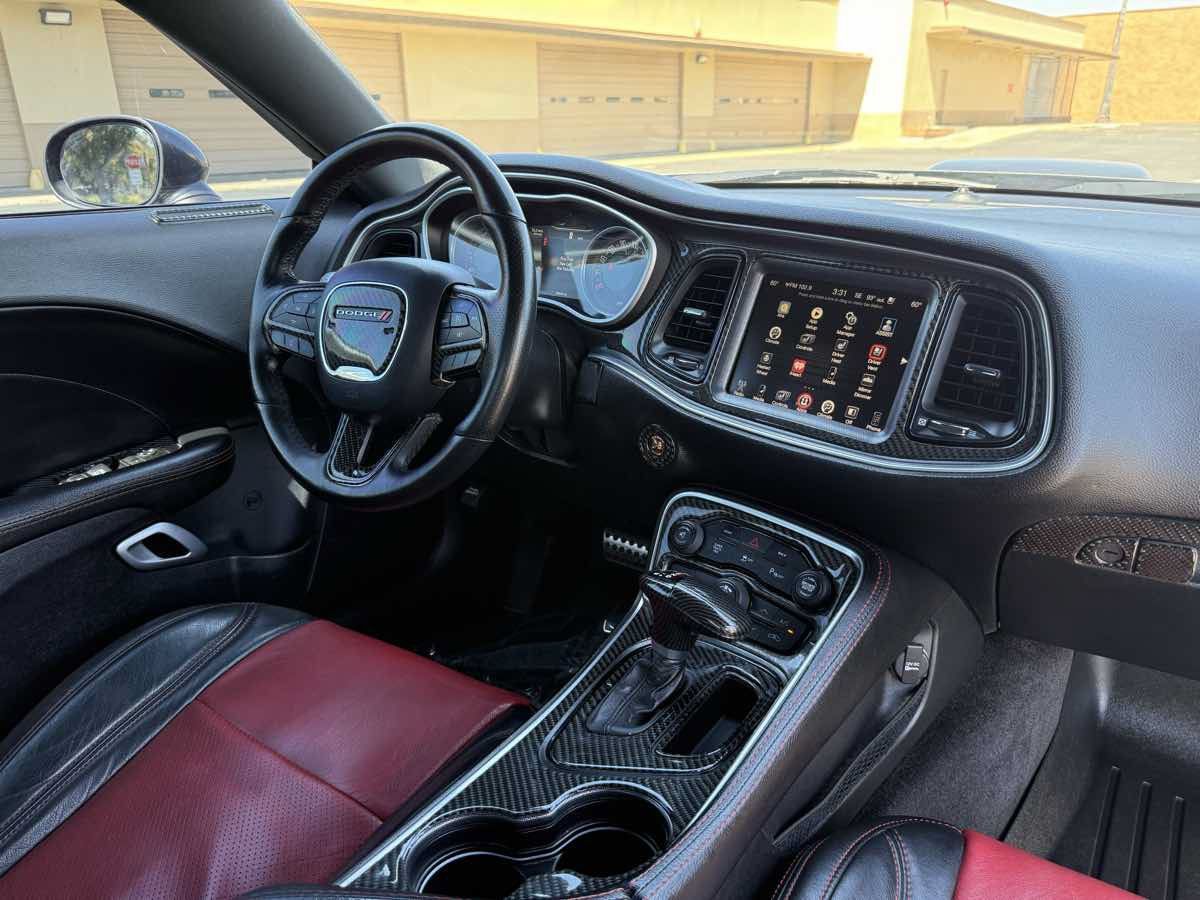 Used 2016 Dodge Challenger R/T Scat Pack RWD image 18