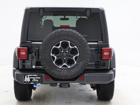 Used 2023 Jeep Wrangler Unlimited Rubicon 4xe w/ Cold Weather Group AWD/4WD image 8