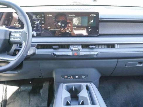 Used 2026 Kia EV9 Light RWD image 15