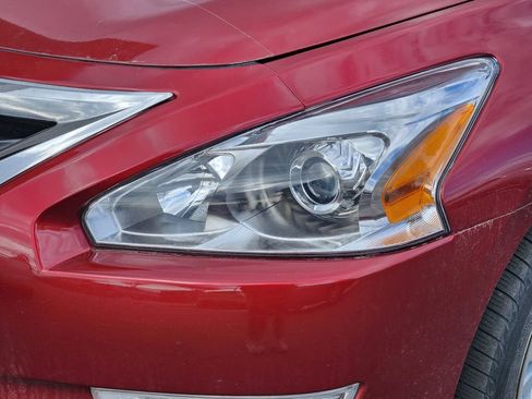 Used 2014 Nissan Altima 2.5 SV w/ Convenience Package image 9