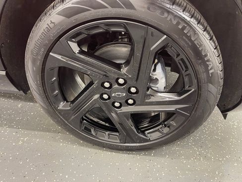 Used 2024 Chevrolet Equinox EV RS image 18