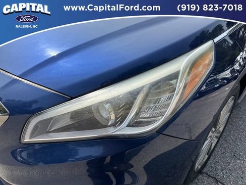 Used 2016 Hyundai Sonata Limited w/ Option Group 04 FWD image 11