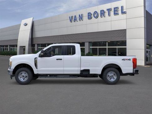 New 2026 Ford F250 XL AWD/4WD image 3