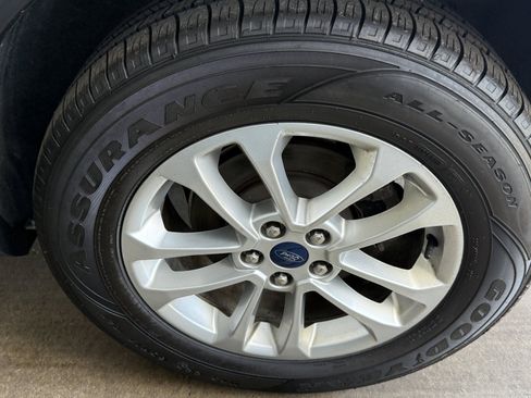 Used 2021 Ford Escape SE AWD/4WD image 32