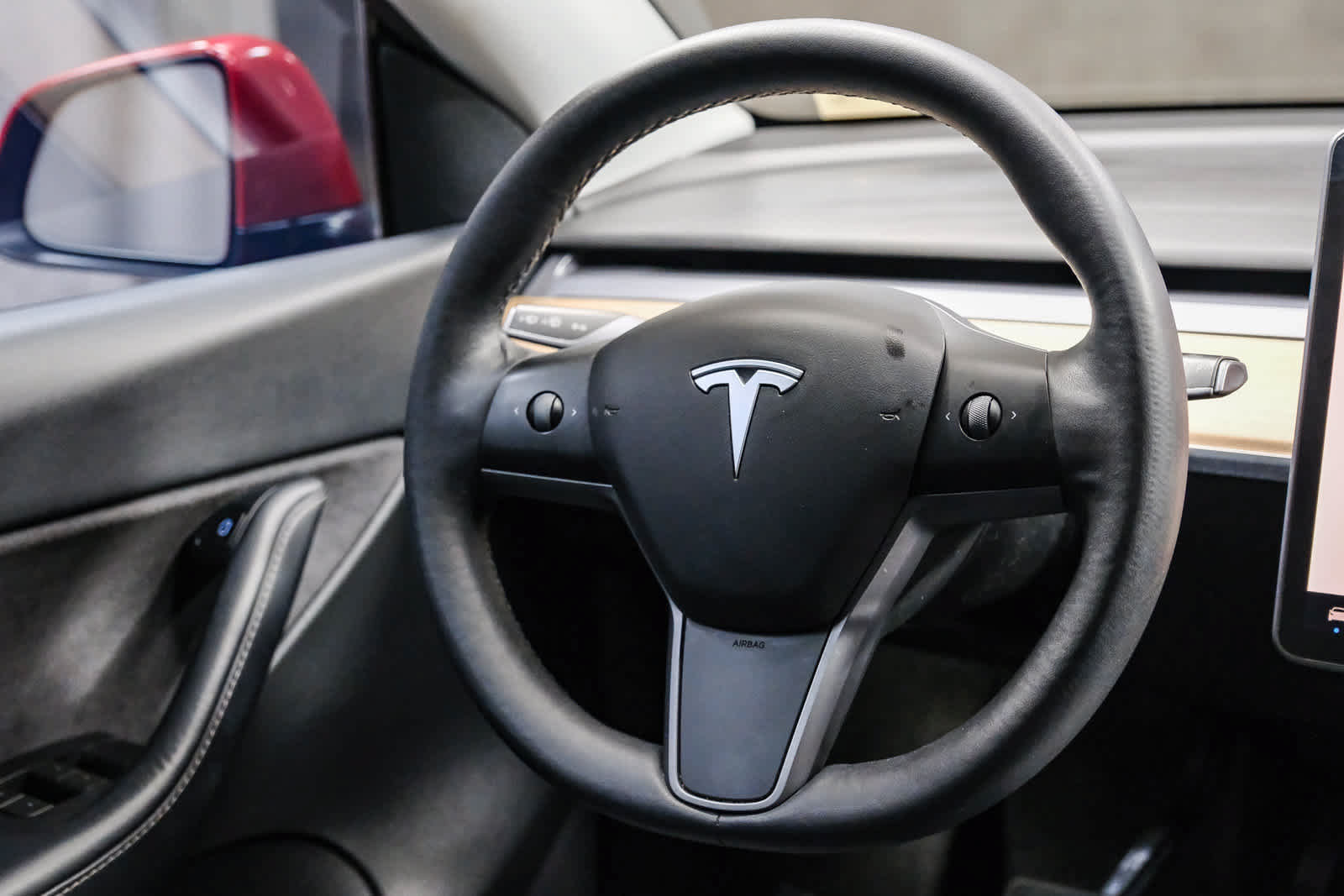 Used 2022 Tesla Model Y Long Range AWD/4WD image 18