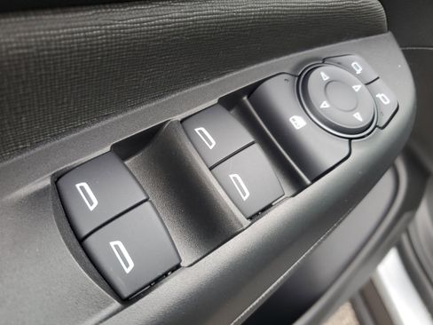 New 2026 Buick Envista Preferred image 17