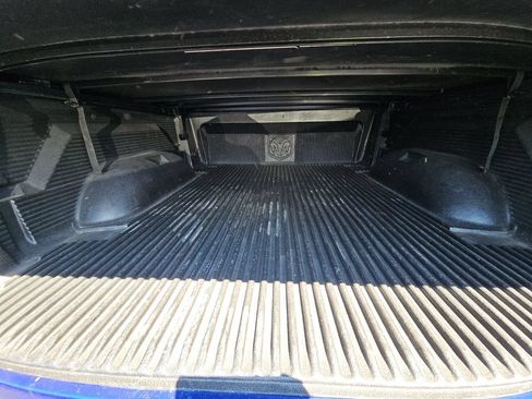 Used 2017 RAM 1500 Express AWD/4WD image 18