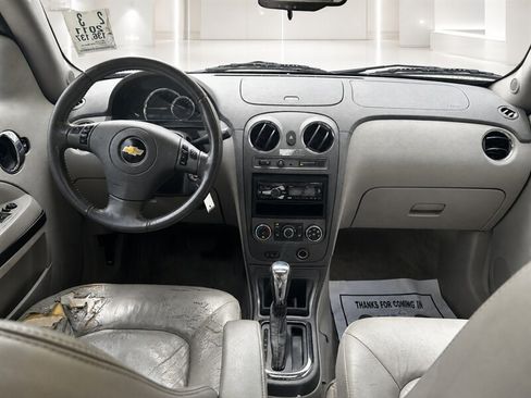 Used 2011 Chevrolet HHR LT FWD image 7