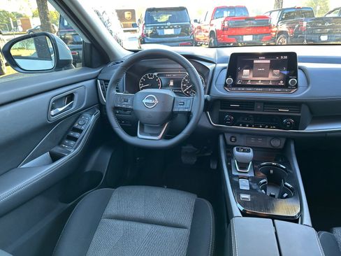 New 2026 Nissan Rogue SV image 23