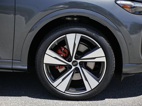New 2026 Audi SQ5 Premium Plus AWD/4WD image 5