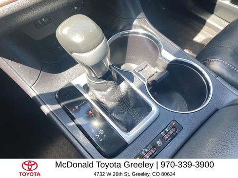 Used 2015 Toyota Highlander Limited w/ Driver Technology Package AWD/4WD image 20