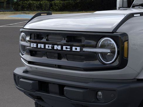 New 2026 Ford Bronco Outer Banks AWD/4WD image 19