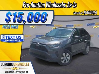 Used 2019 Toyota RAV4 LE FWD video 1