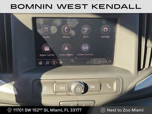 Used 2023 GMC Terrain SLE w/ Driver Convenience Package image 17