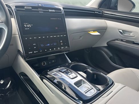 Used 2023 Hyundai Tucson SEL image 17