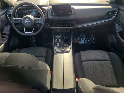 Used 2024 Nissan Rogue SV AWD/4WD image 14