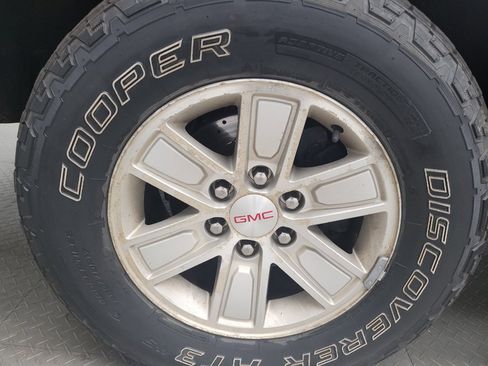 Used 2015 GMC Sierra 1500 SLE w/ SLE Value Package AWD/4WD image 31