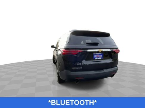 Used 2022 Chevrolet Traverse LS image 8